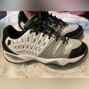 Prince T22 Men’s size 9 tennis shoes -black/green/white